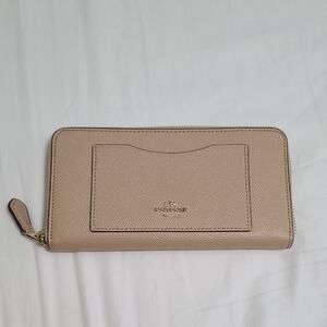 Coach Zip-Around Pebbled Leather Wallet in Light Taupe